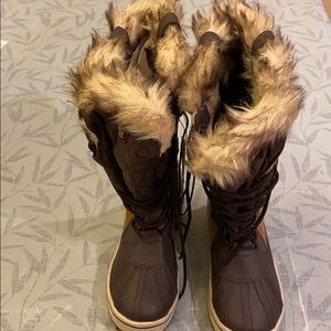 Khombu winter boots